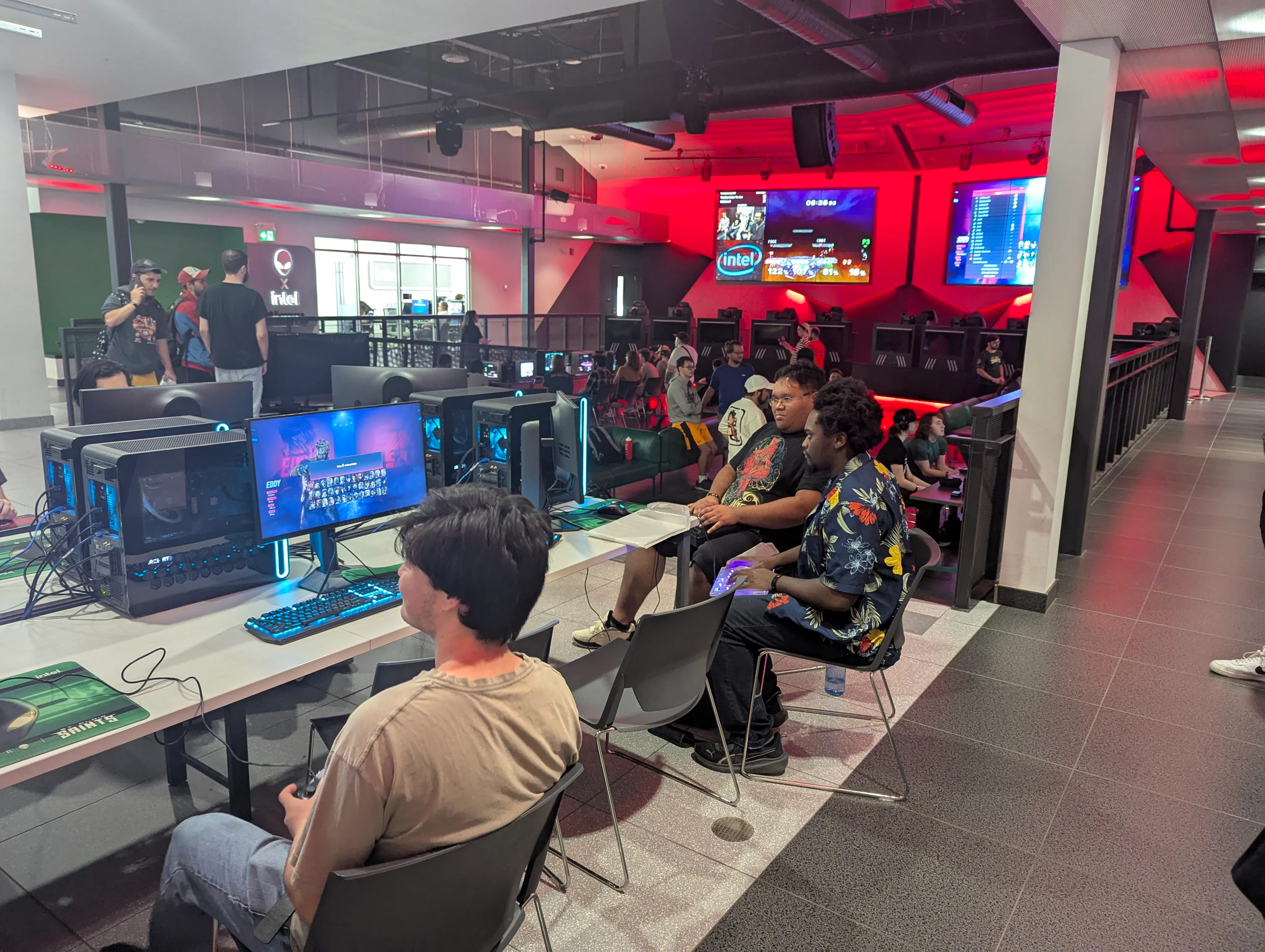 The Summoning Convention 2025 -esports lounge pc gaming 2